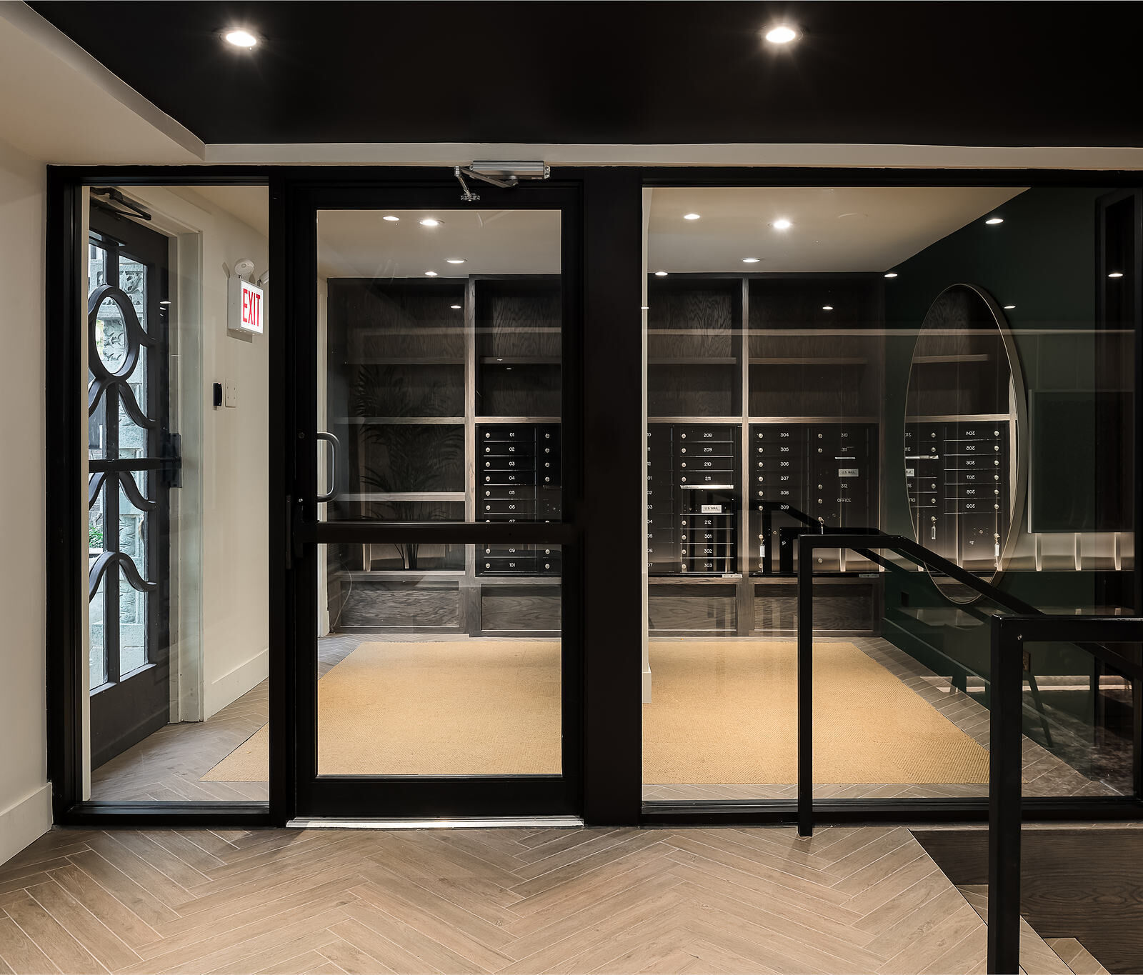 2616 N Hampden Ct Supera 2616 N Hampden Ct Supera